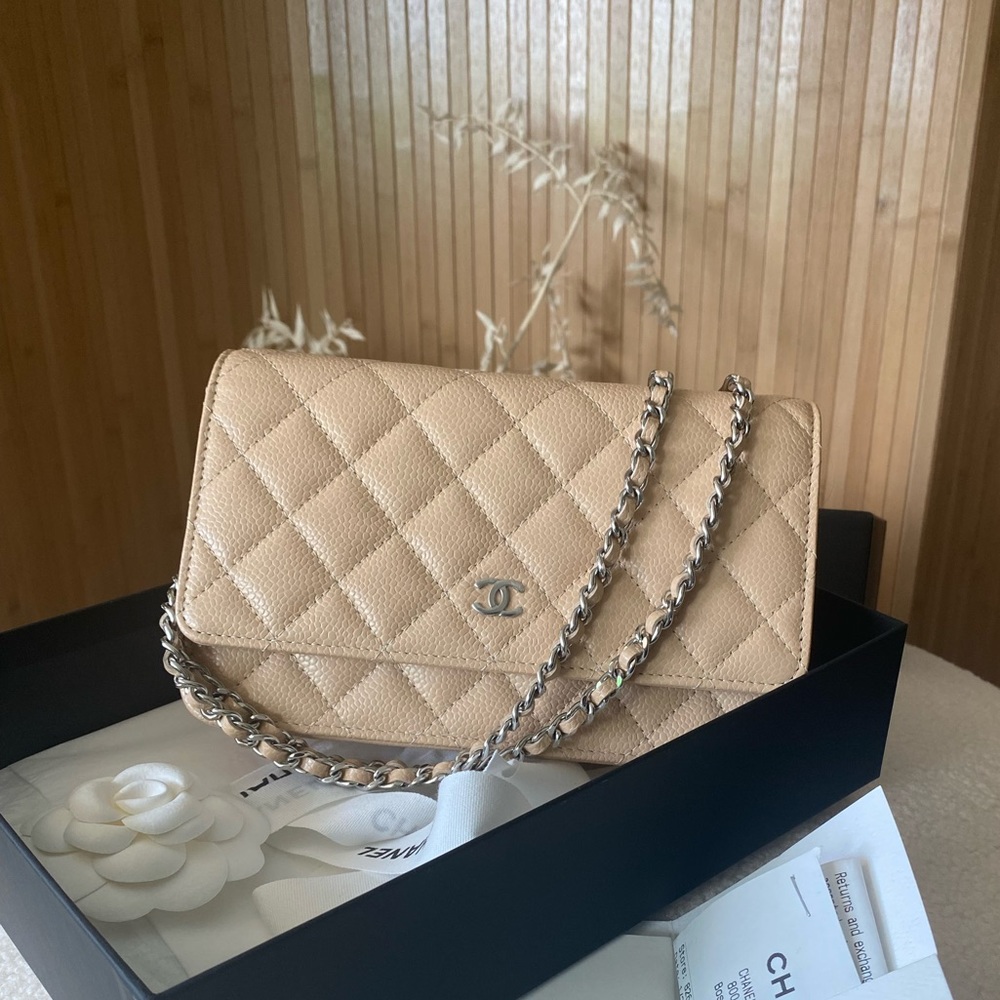 🌸NEW IN BOX | Chanel Caviar Classic Wallet on Chain
